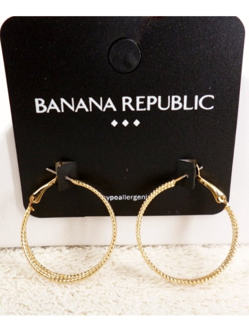 Banana Republic Gold Tone Triple Hoops Textured 1 1/4" New Card Perfect NOS M621